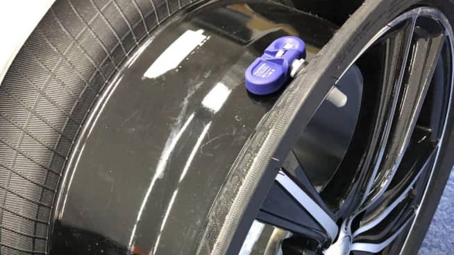 Monitoring Tire Pressure to Optimise Vehicle Performance
